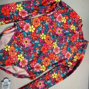 Floral design long sleeve swimsuit